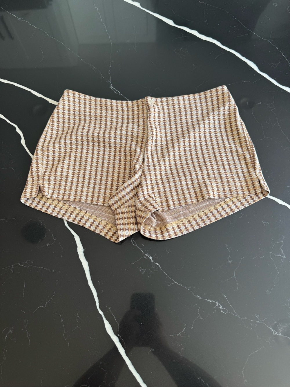 Vintage Guess‎ High-Waist Houndstooth Shorts in Brown and Cream